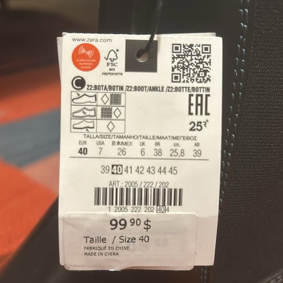 Chunky Sole Chelsea boot - Picture 5 of 5